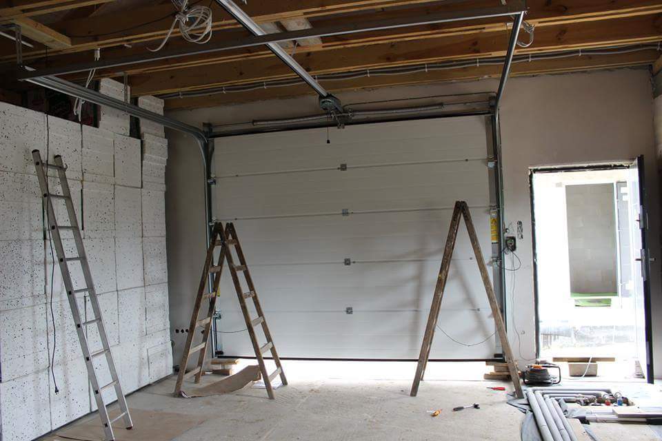 Brama garażowa - finalizacja 9